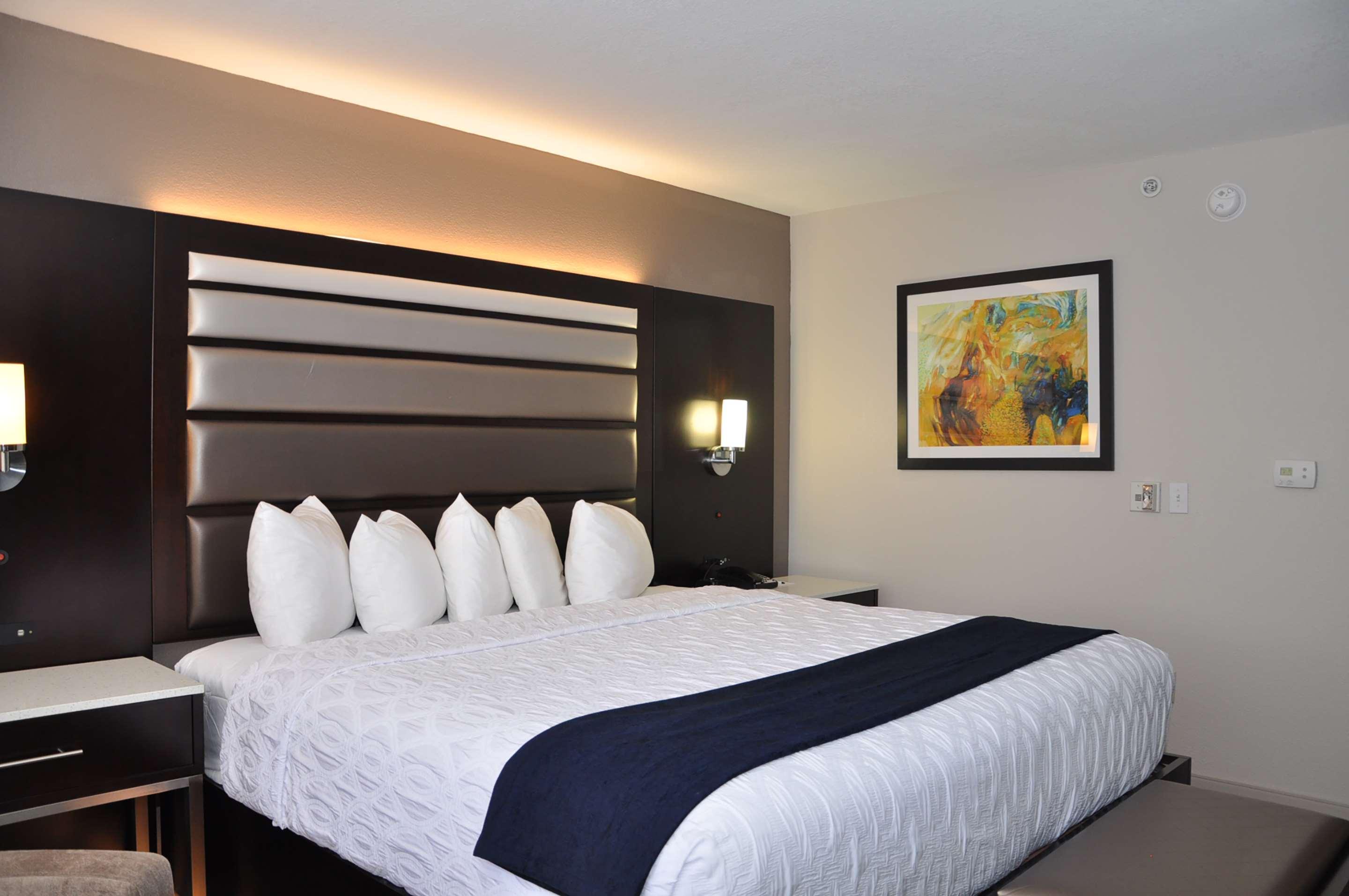 Aiden Austin City Hotel Екстериор снимка