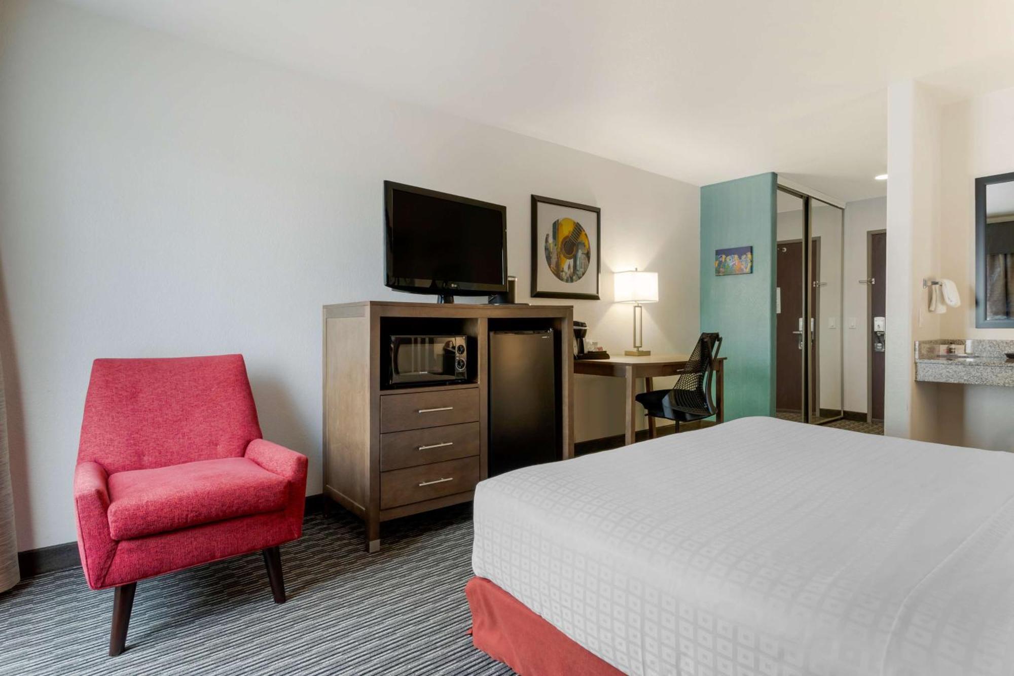 Aiden Austin City Hotel Екстериор снимка