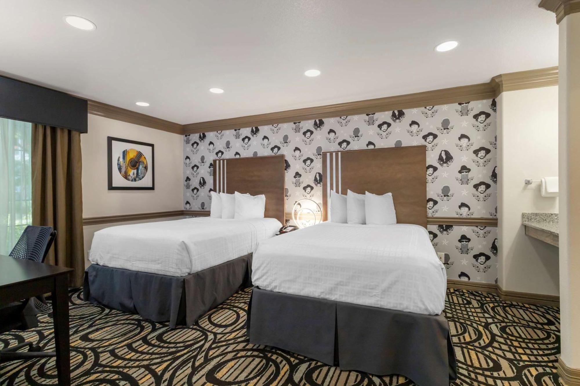Aiden Austin City Hotel Екстериор снимка
